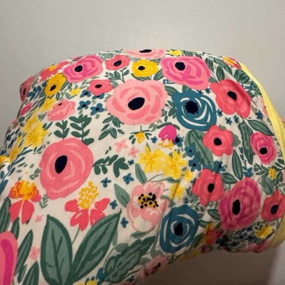 Floral Patterned Pillow - Picture 1 of 1